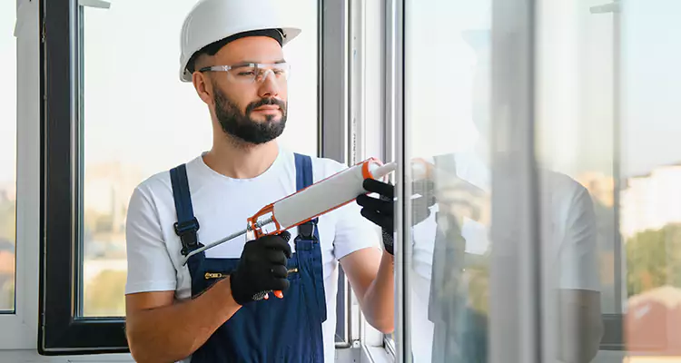 Retractable Screens Repair for Patio in Titusville, FL